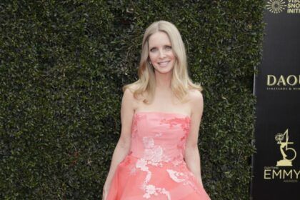 Christine Blair Williams, Lauralee Bell, The Young and the Restless